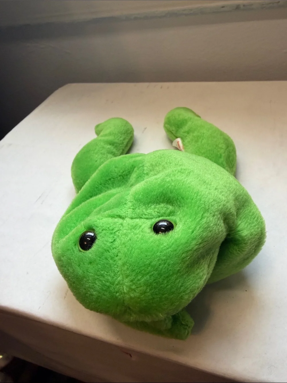 Green Beanie Baby Legs the Frog Pet Toy - Soft Small Pets Comfort - Tag detached